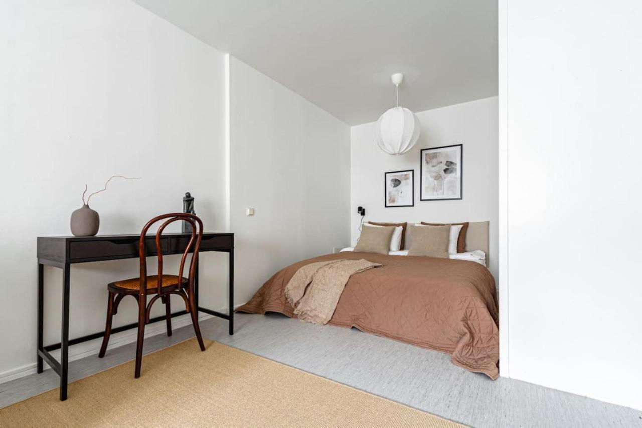 Low-Cost Stay In Sofo, Construction Work Stockholm Exterior photo